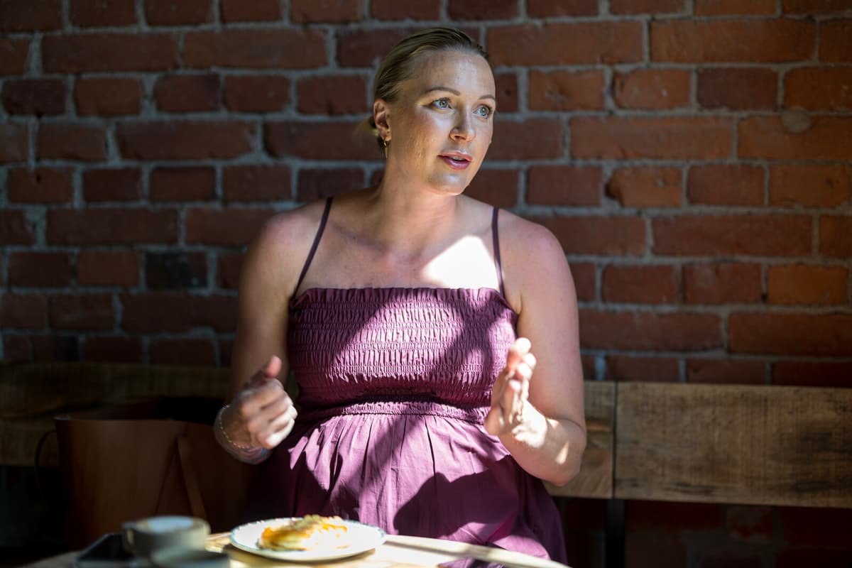 Sarah Sjöström Skips World Championship Amid Pregnancy and Overload Concerns