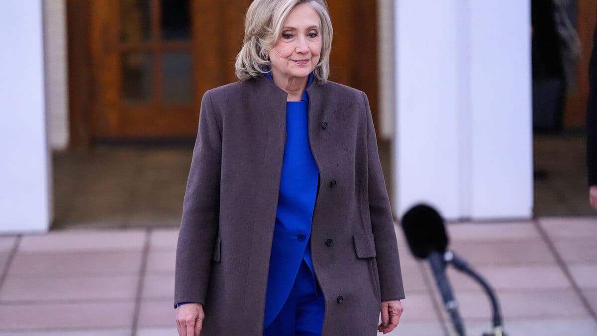 Hillary Clinton: Bill Clinton didn't know about Epstein's crimes