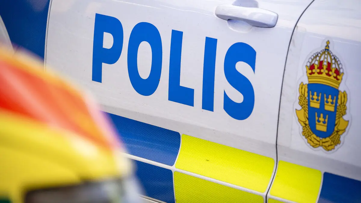 Cyclist Hospitalized After Södertälje Hit-and-Run Accident