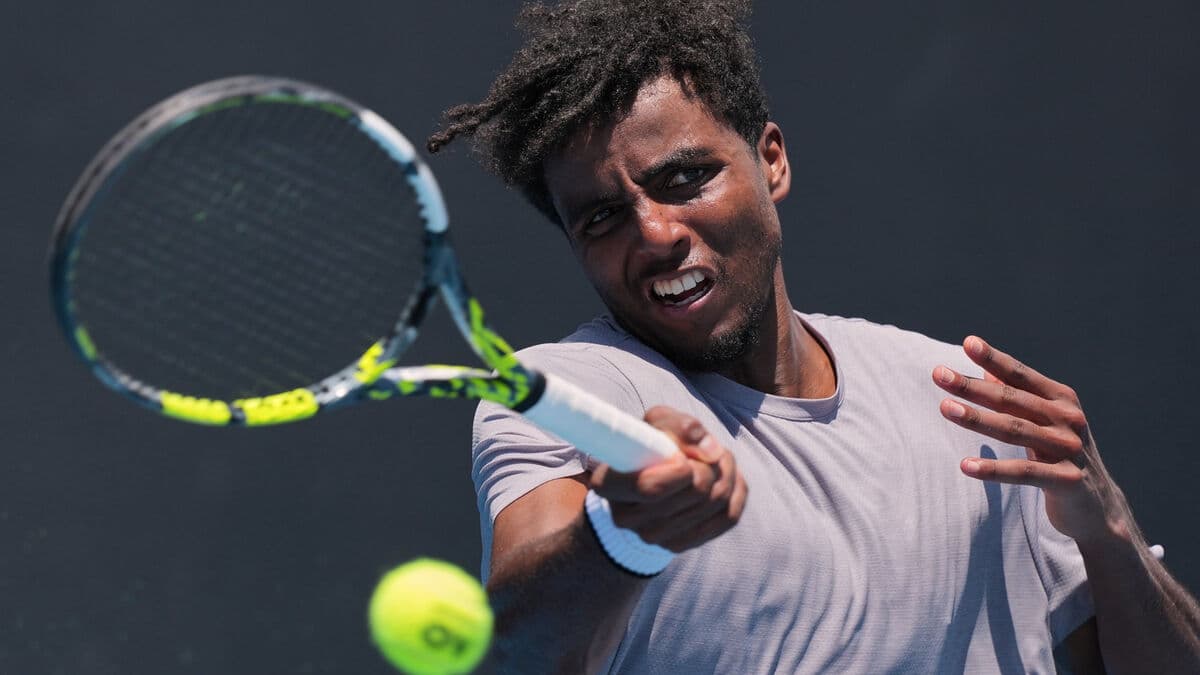 Elias Ymer out of Australian Open after 1-3 loss to Alexander Shevchenko