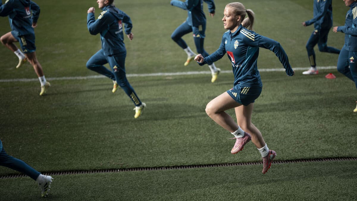 Sweden's Smilla Holmberg Optimistic Ahead of Nations League Clash with Spain
