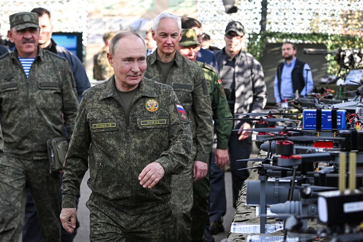 Putin Observes Zapad Military Exercise with 100,000 Troops