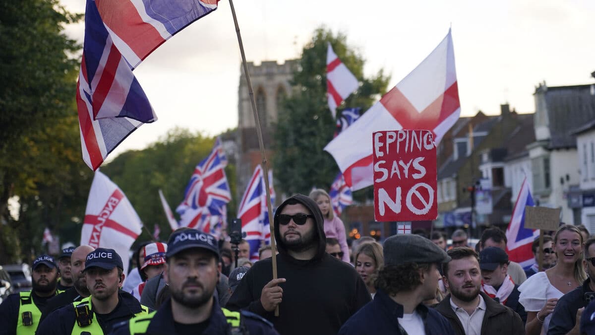 Sex Offender Mistakenly Released in UK Sparks Protests