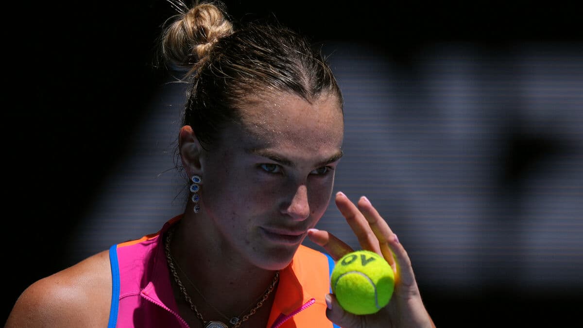 Criticism grows of Australian Open organizers over ban on heart rate monitors