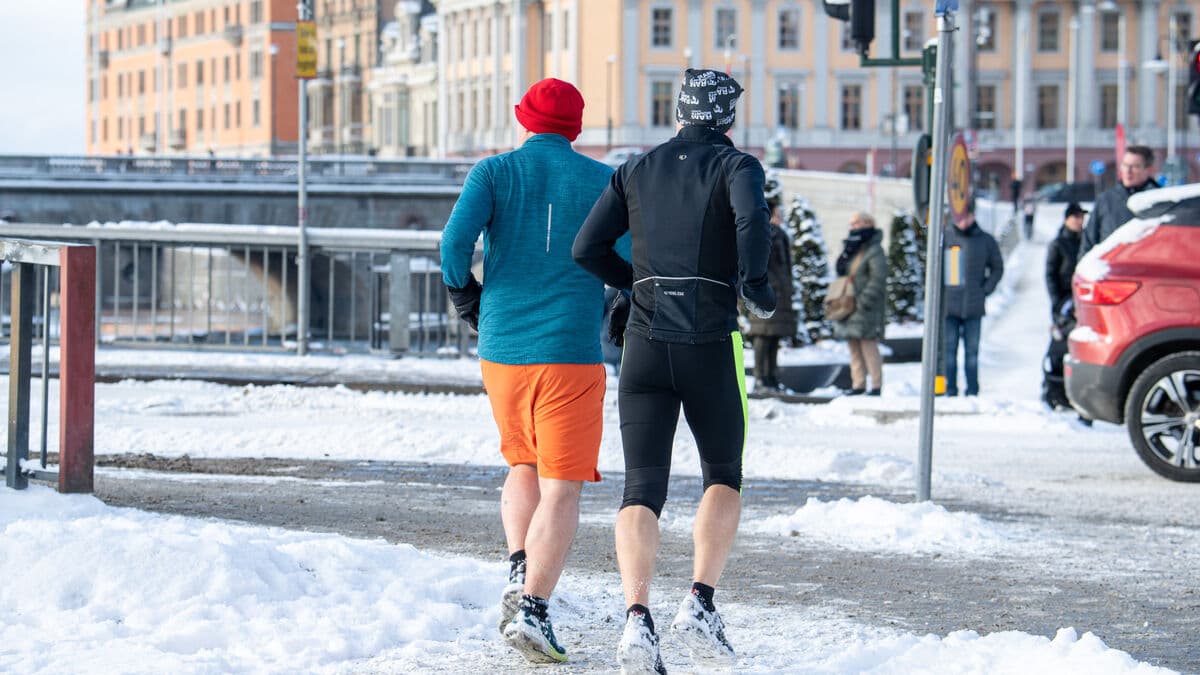 Genes control how old we become, surprising study shows