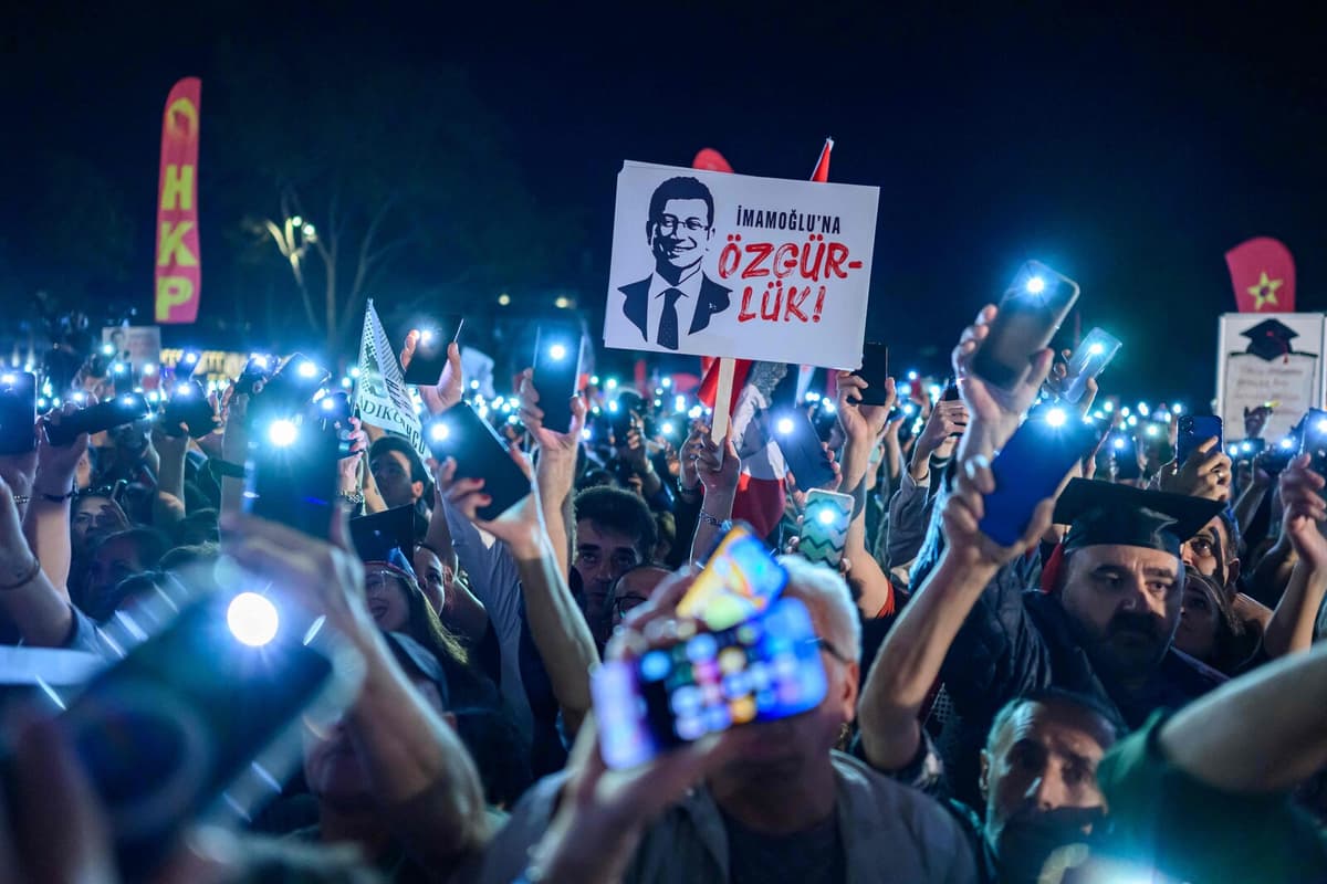 Thousands rally in Istanbul for jailed mayor Ekrem Imamoglu