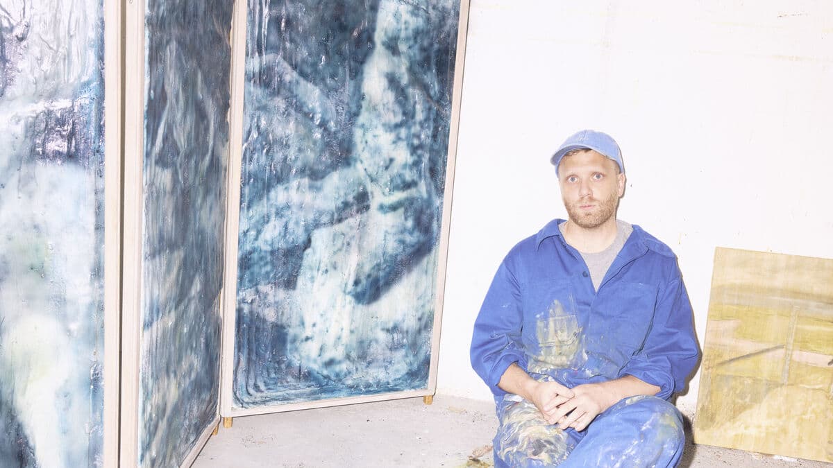 He receives Becker's major artist scholarship