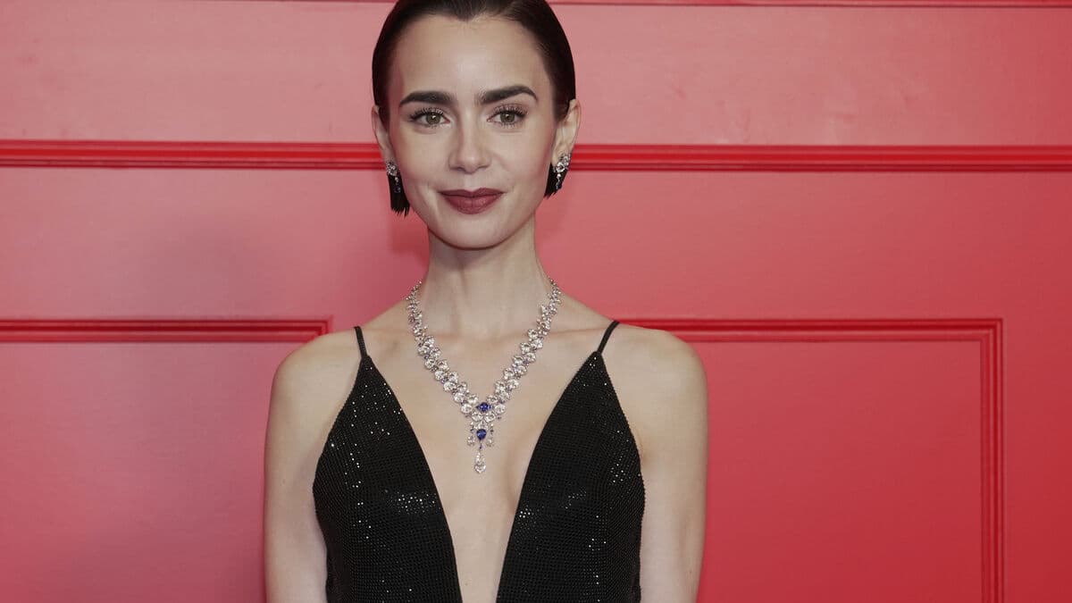 Lily Collins to play Audrey Hepburn in Breakfast at Tiffany's movie