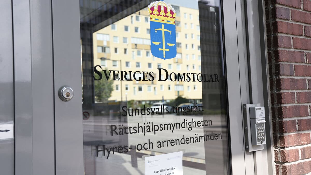 Teenager convicted of child sex crimes