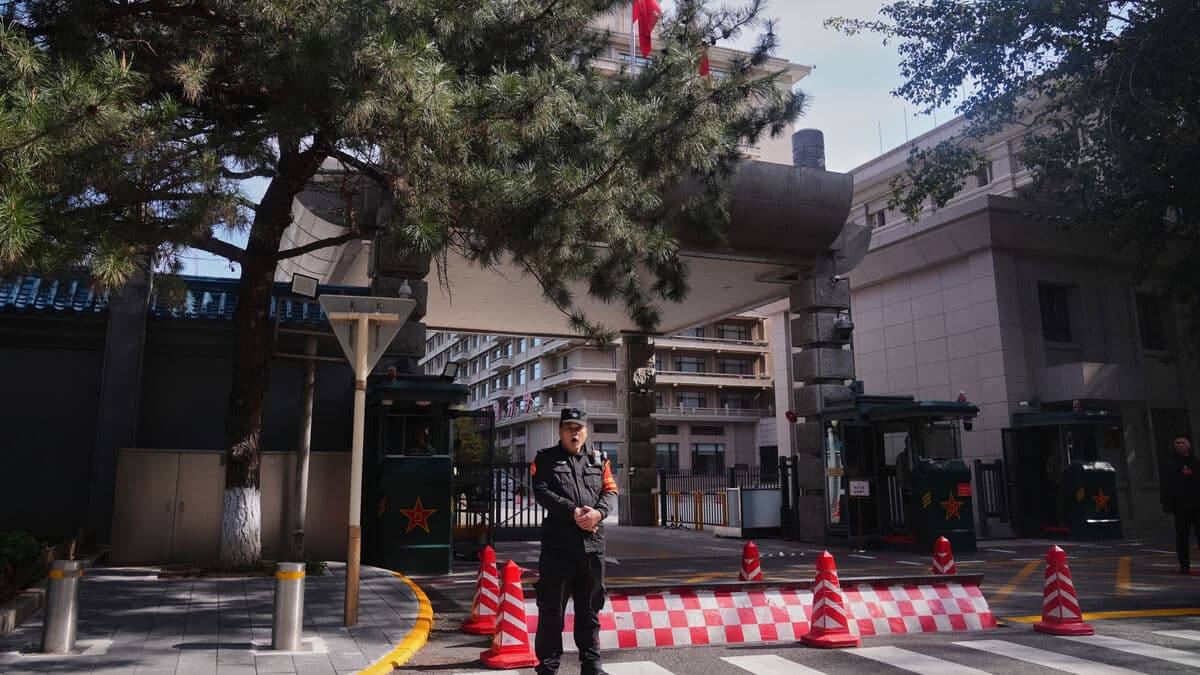 China's Leaders Plan Future in Secretive Meeting Amid Trade Tensions