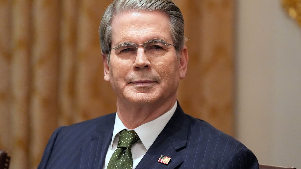 USA Urges Japan to Halt Russian Energy Imports