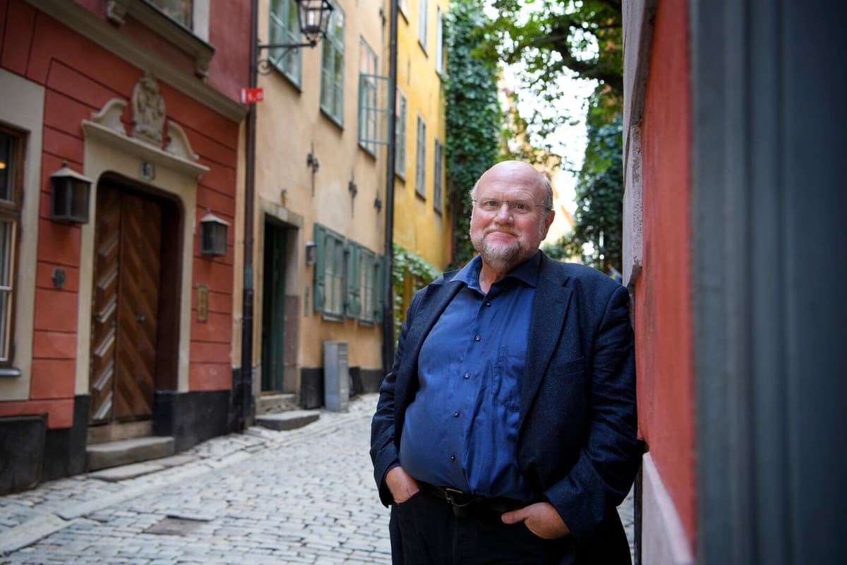 Ola Larsmo Receives Kerstin Ekman Scholarship for Swedish History Book