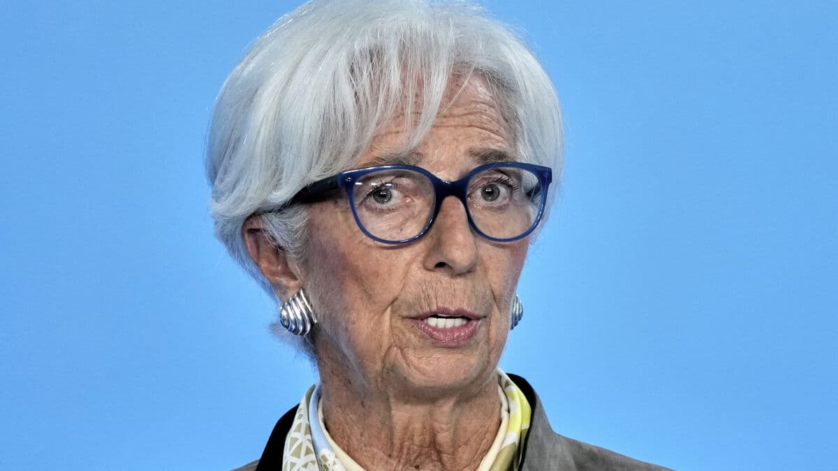 ECB Likely to Keep Interest Rates Steady for Two Years