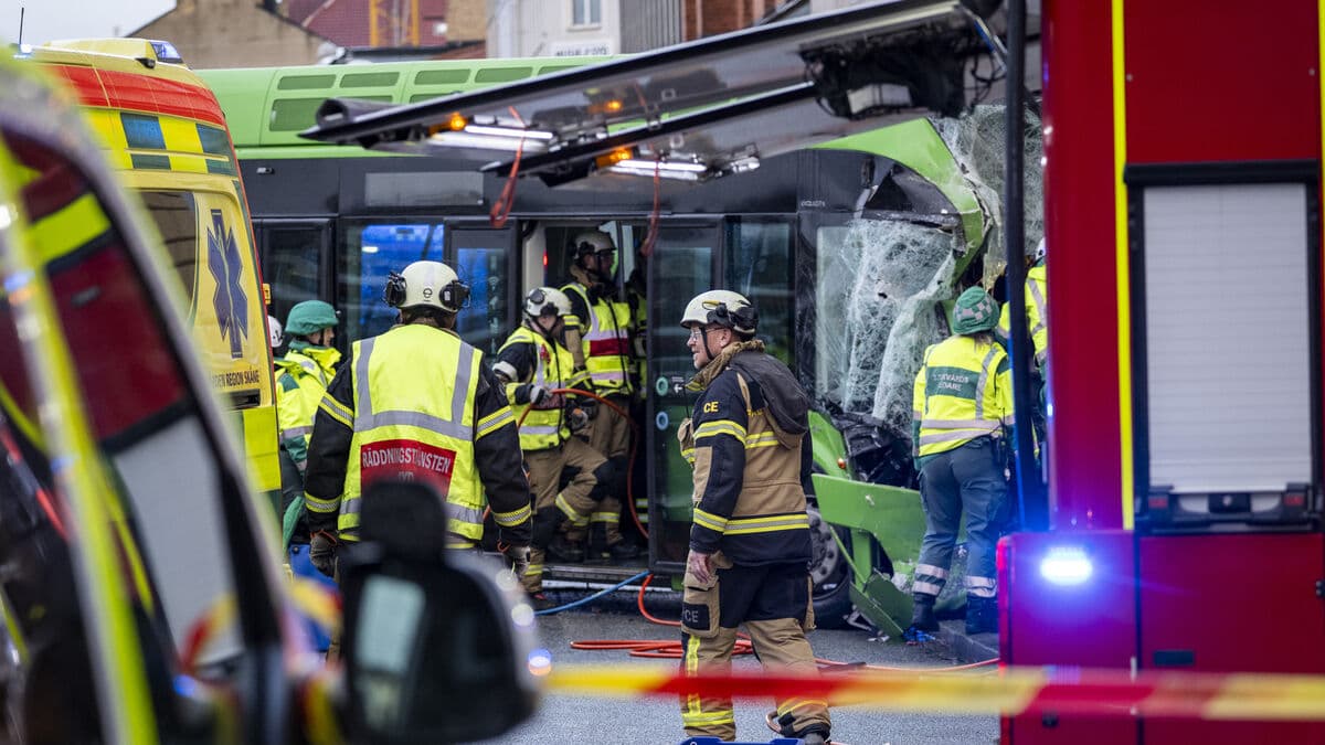 Buses Collide in Malmö; Driver Rescued and Taken to Hospital