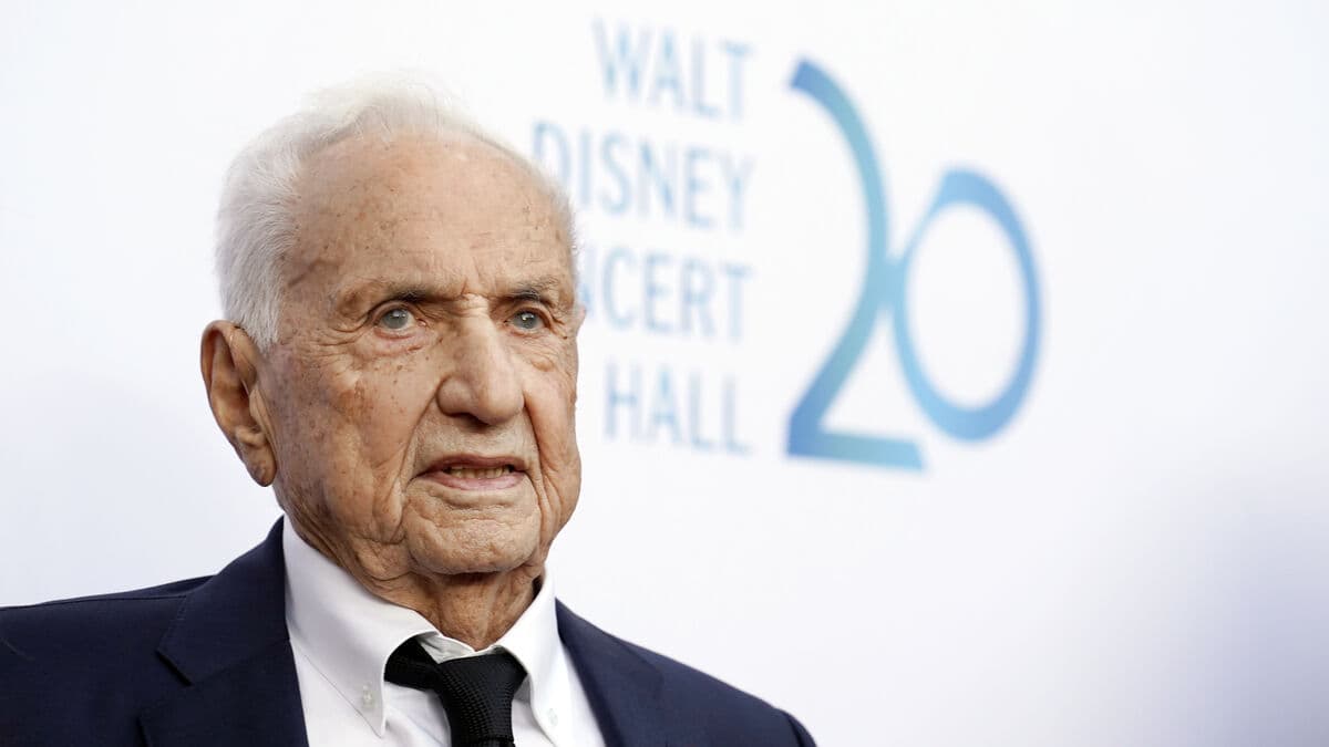 Star architect Frank Gehry dies