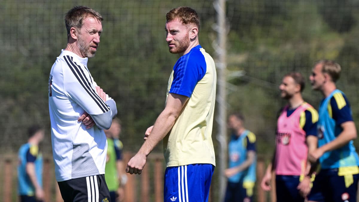 Kulusevski visits - You see him suffering