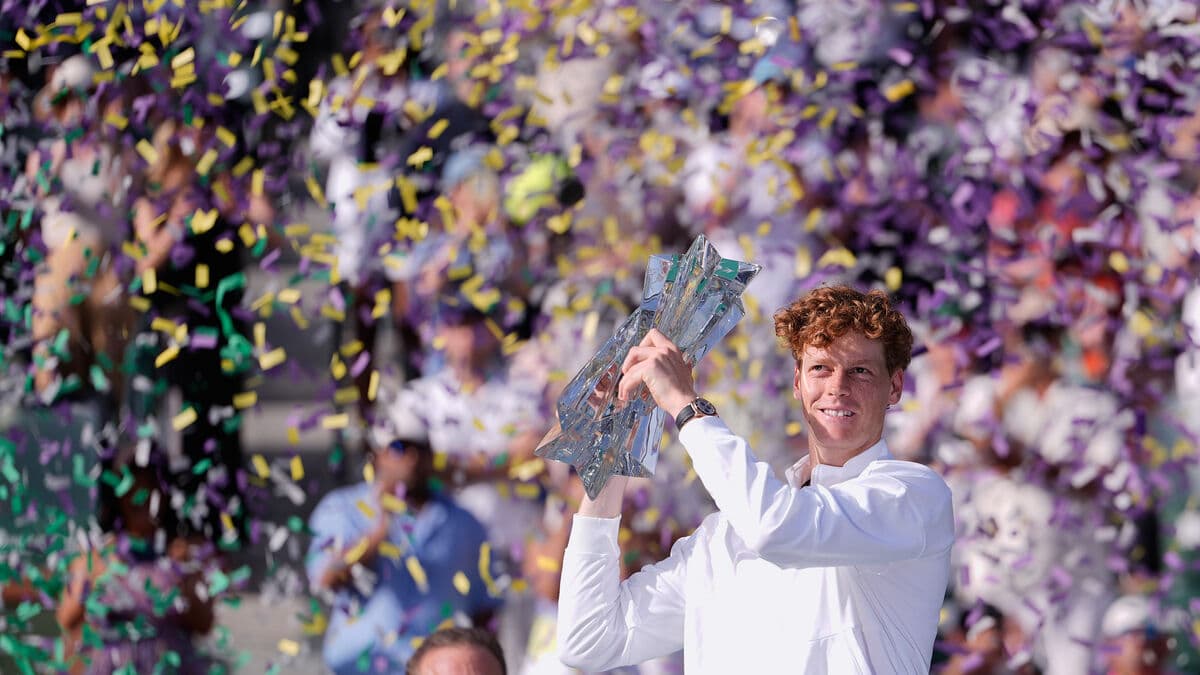 Jannik Sinner wins Indian Wells title, beats Daniil Medvedev 2–0