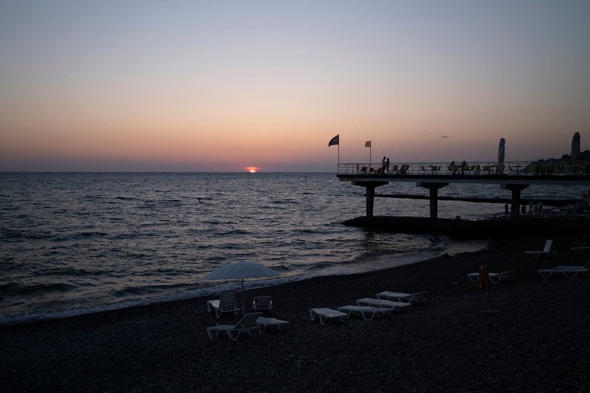 Ukrainian Drone Attack Halts Flights in Sochi After Oil Depot Fire