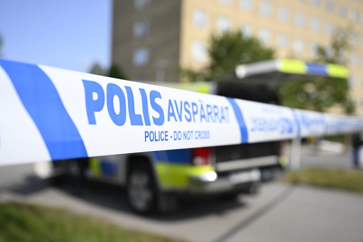 Explosion Damages Gate in Vårby, No Suspects Found