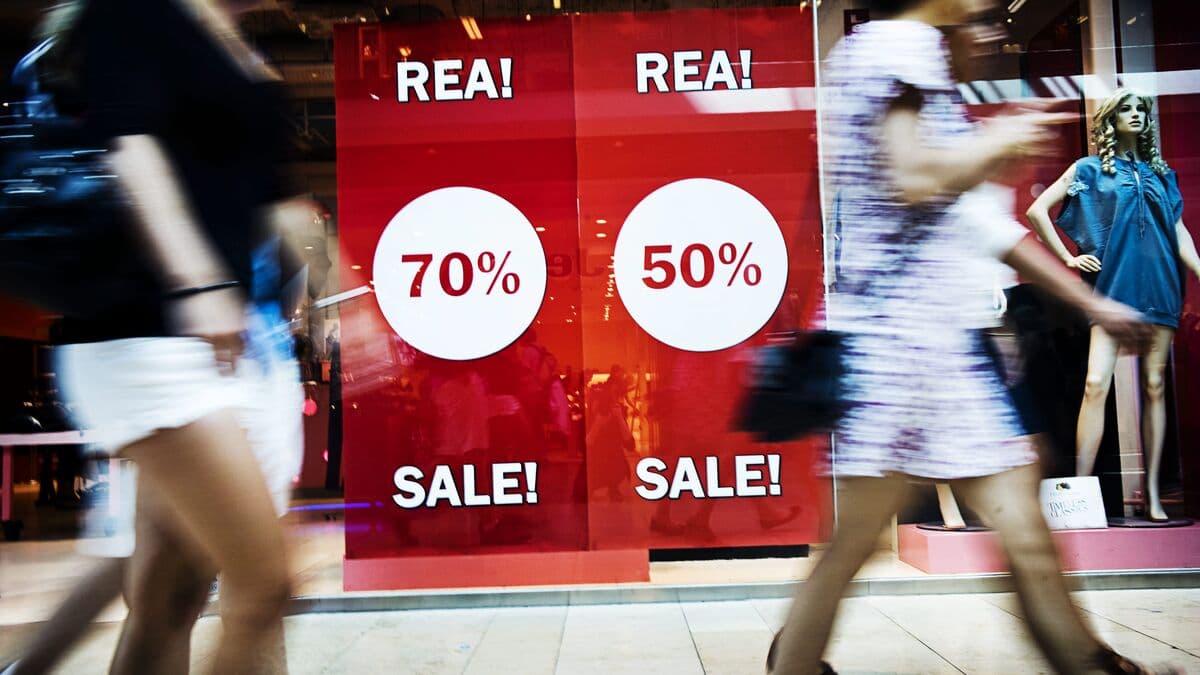 Occasional Purchase Trade Boosts Retail Sales in August