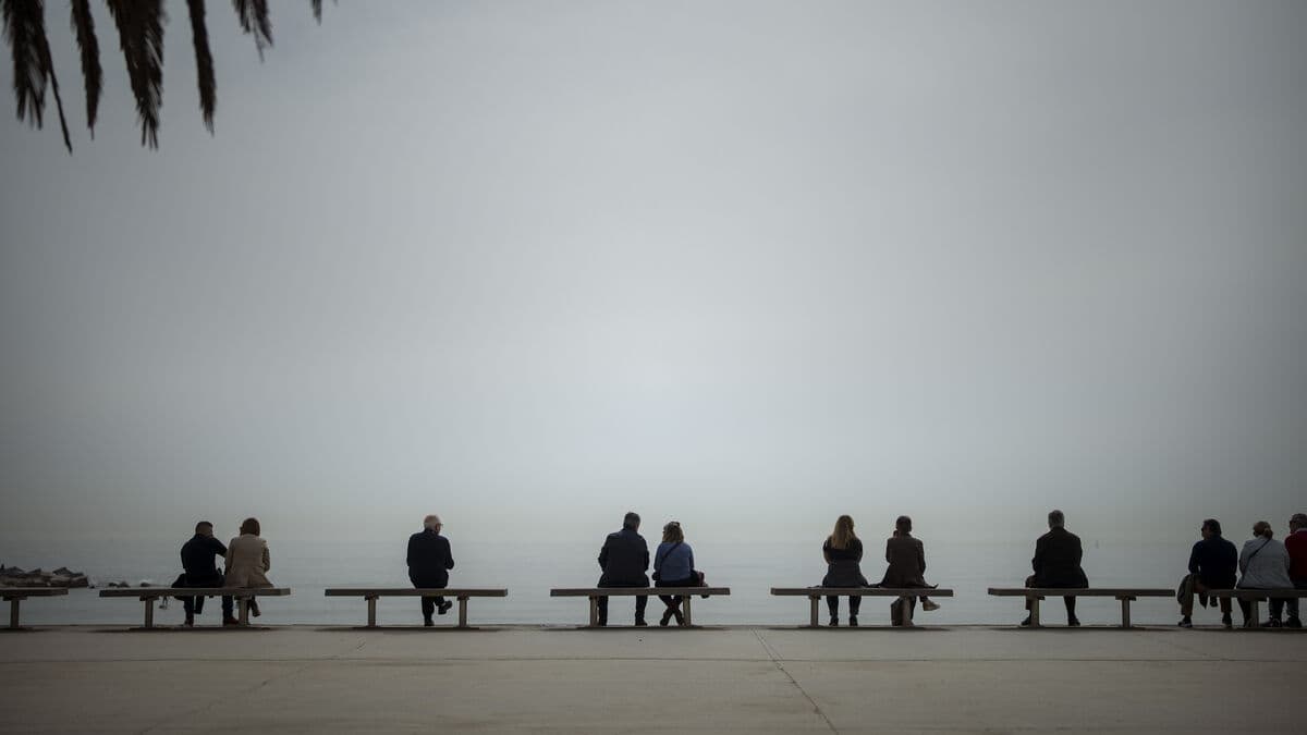 Half a million undocumented immigrants in Spain will be allowed to stay