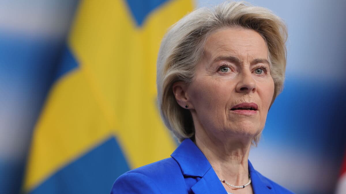 EU base: Borders must not be changed by force