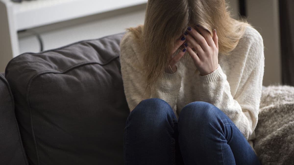 Large increase in self-harm among young girls in Sweden