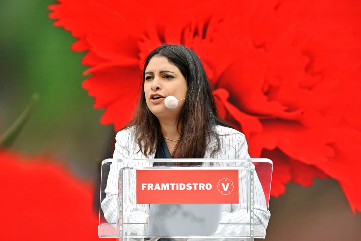 Dadgostar Criticizes Sweden's Silence on Global Issues