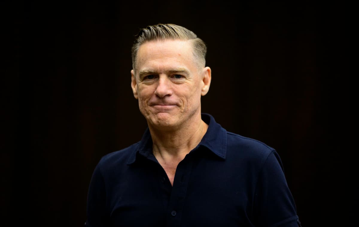 Bryan Adams to Sweden this summer