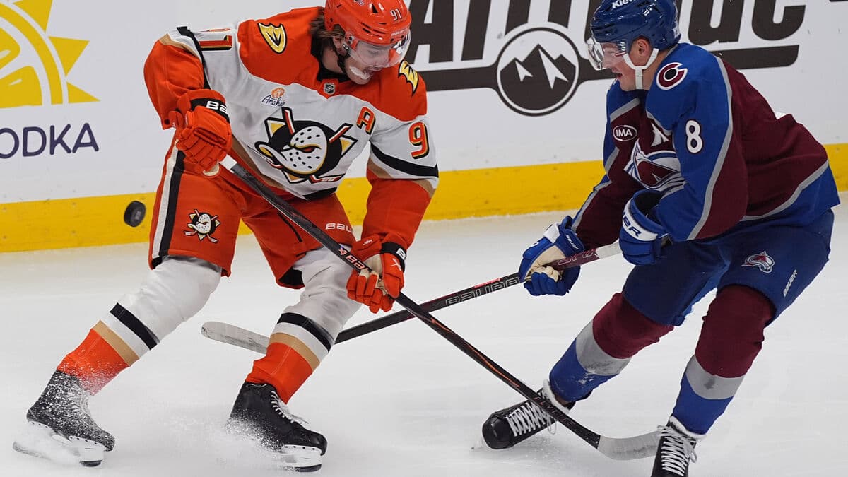 Tribute to Carlsson: "Fantastic player"