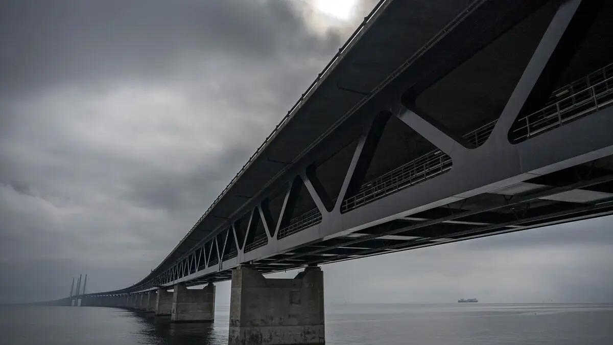 Öresund Bridge closed after accident, traffic resumes but one lane remains closed