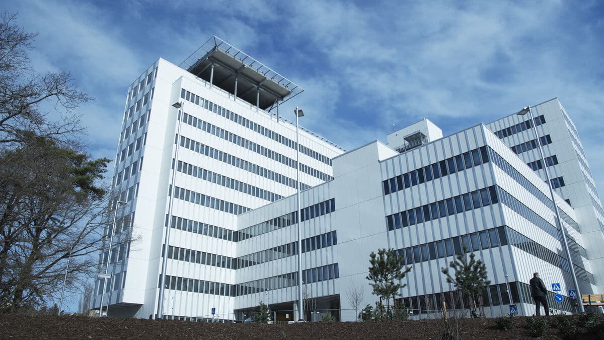 Woman arrested for theft at hospital