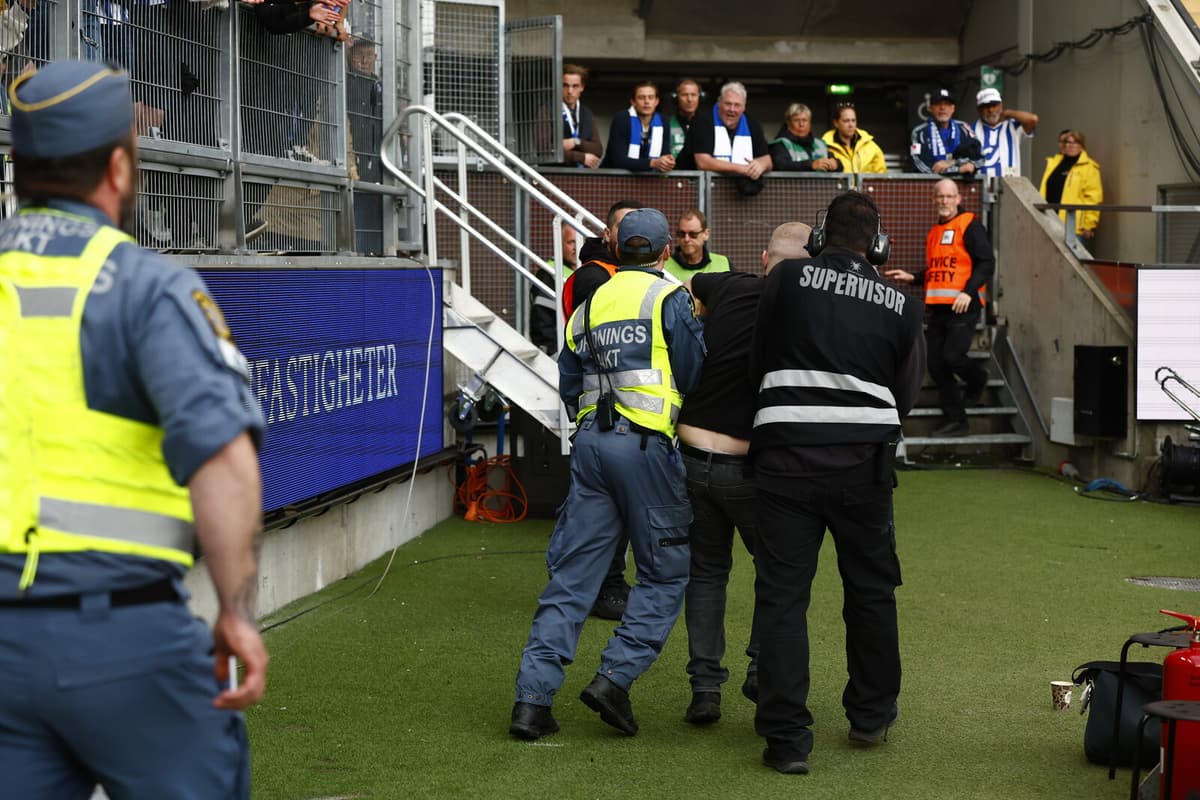 IFK Gothenburg Reports Pitch Invader to Police After Öster Player Attack