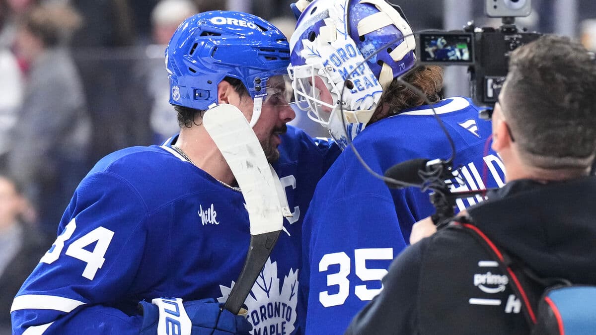 The Swede kept his first clean sheet in the NHL