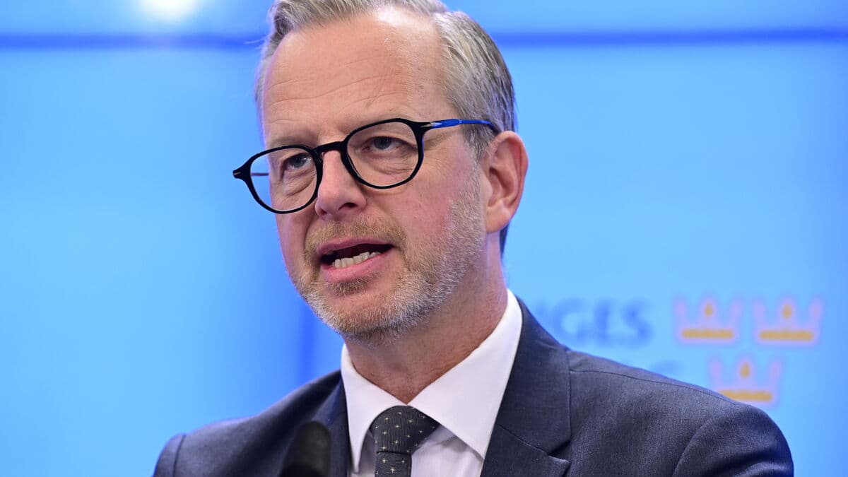 Social Democrats Propose Increased Child Allowance and Free Transport