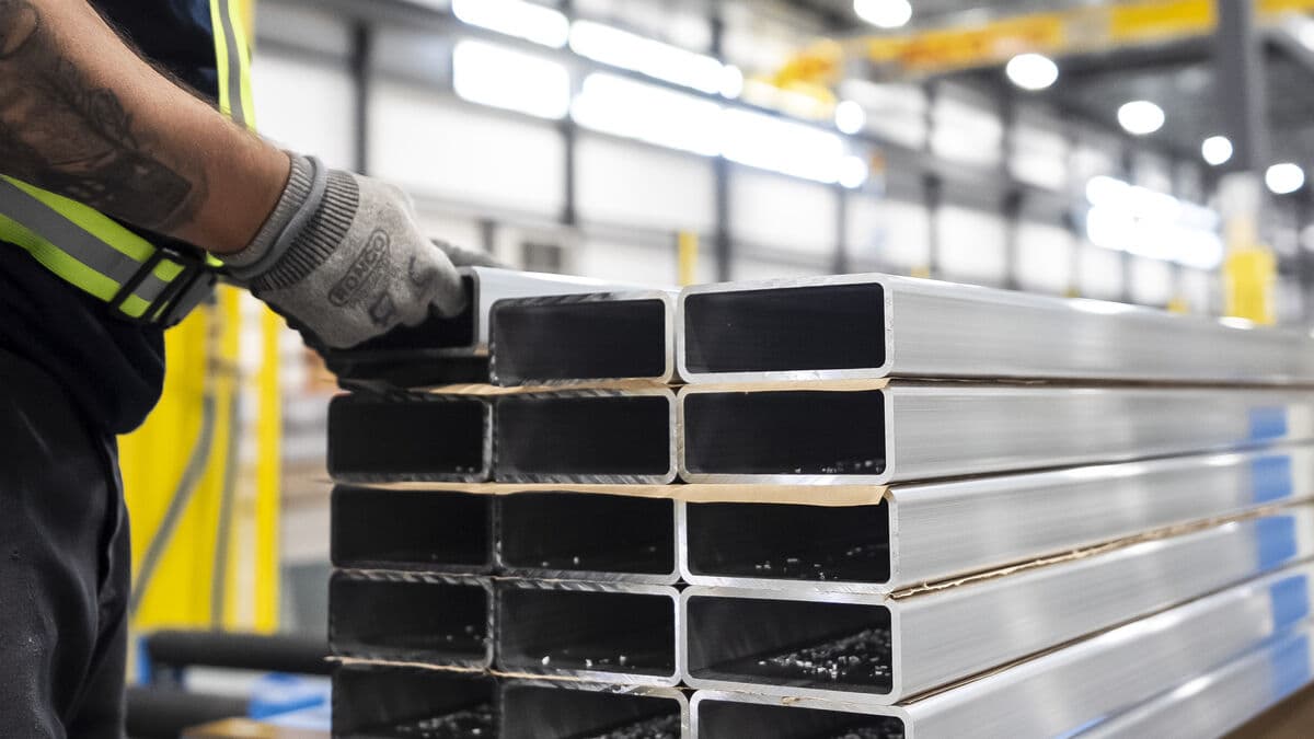 Aluminum price hits highest level since 2022