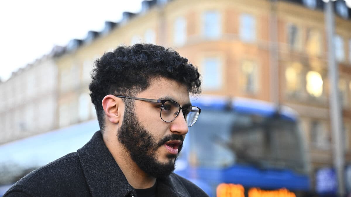 He provided care on site – pleads: "Please don't film"