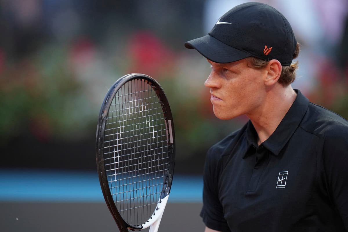 Sinner Wins on Return After Doping Suspension