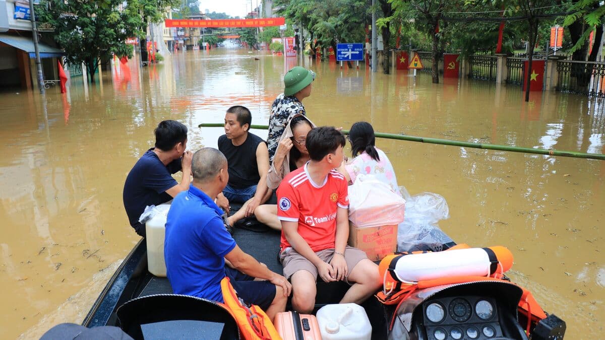 Over 50 Dead as Typhoon Bualoi Hits Vietnam