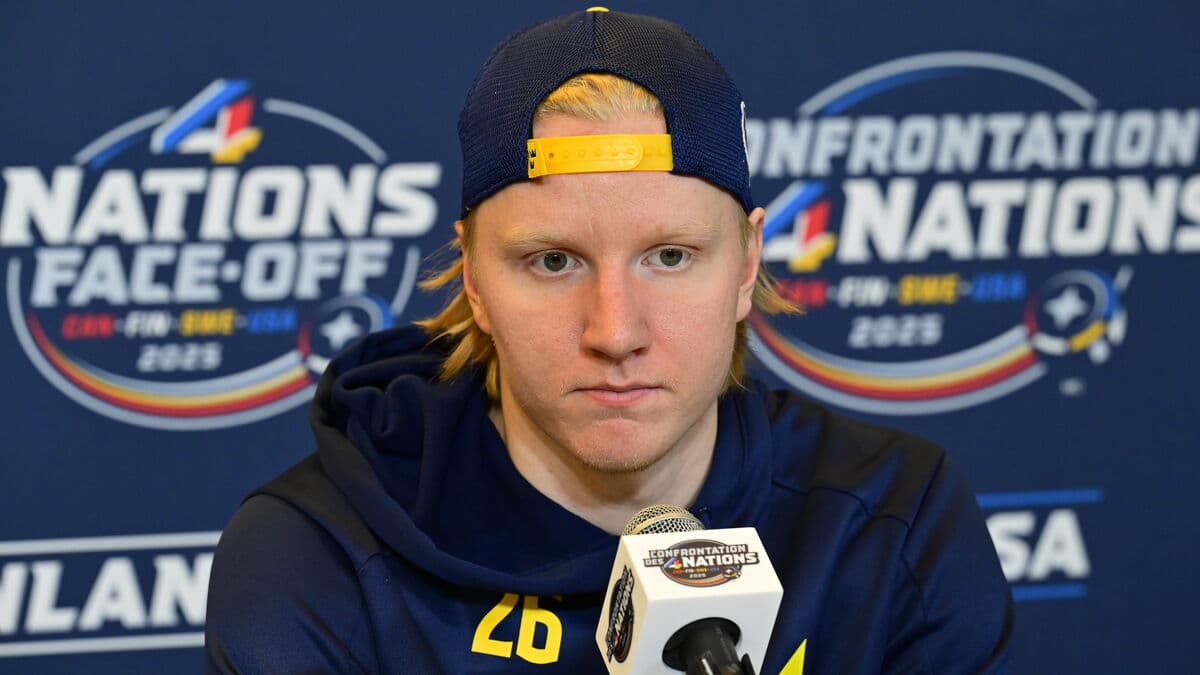 NHL star pauses NHL season: Personal reasons