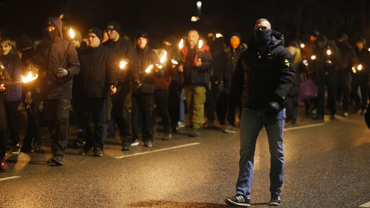 How young people are recruited to Nazism