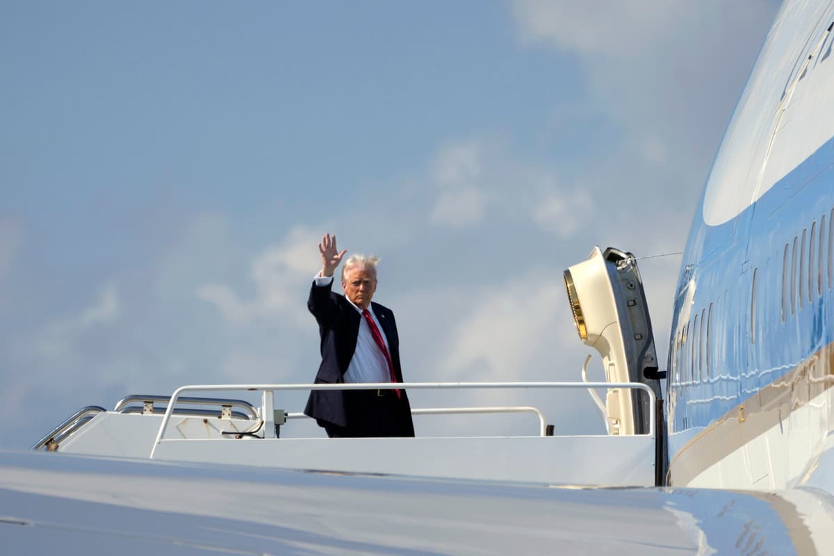 Trump holds fast to plan to take Canada