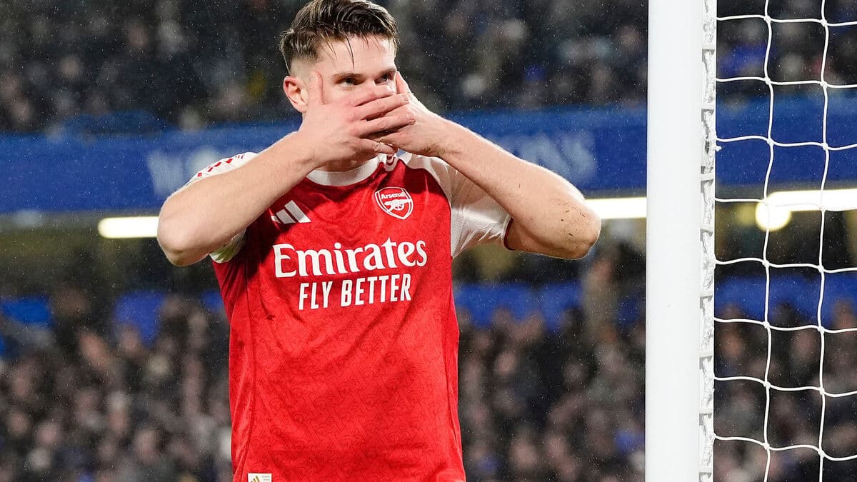 Gyökeres struck as Arsenal beat Chelsea 3-2