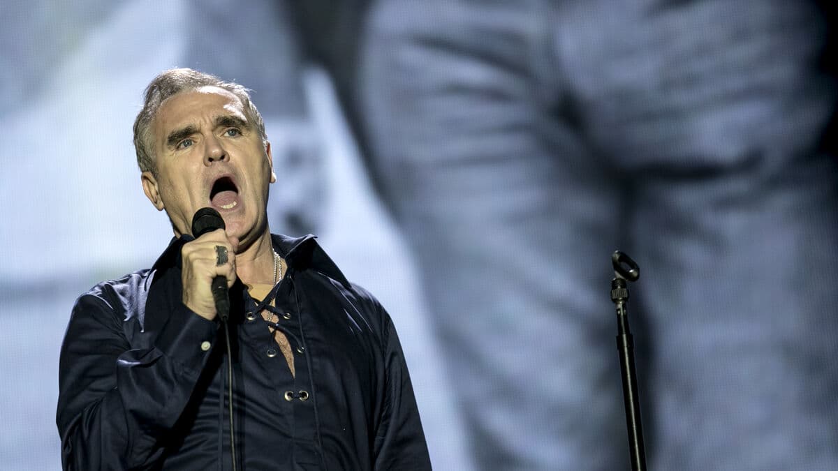 Morrissey releases new album Make-up Is a Lie