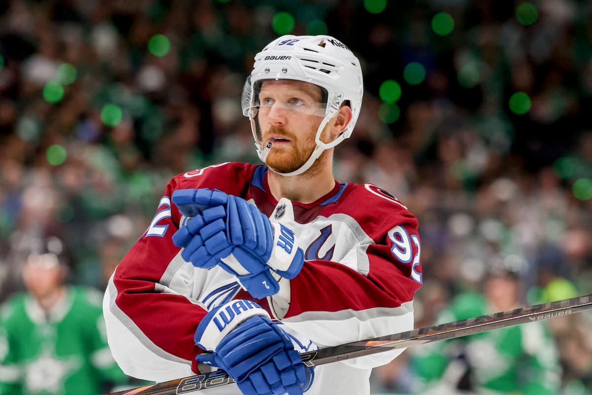 Landeskog Nominated for NHL's Bill Masterton Trophy After Comeback