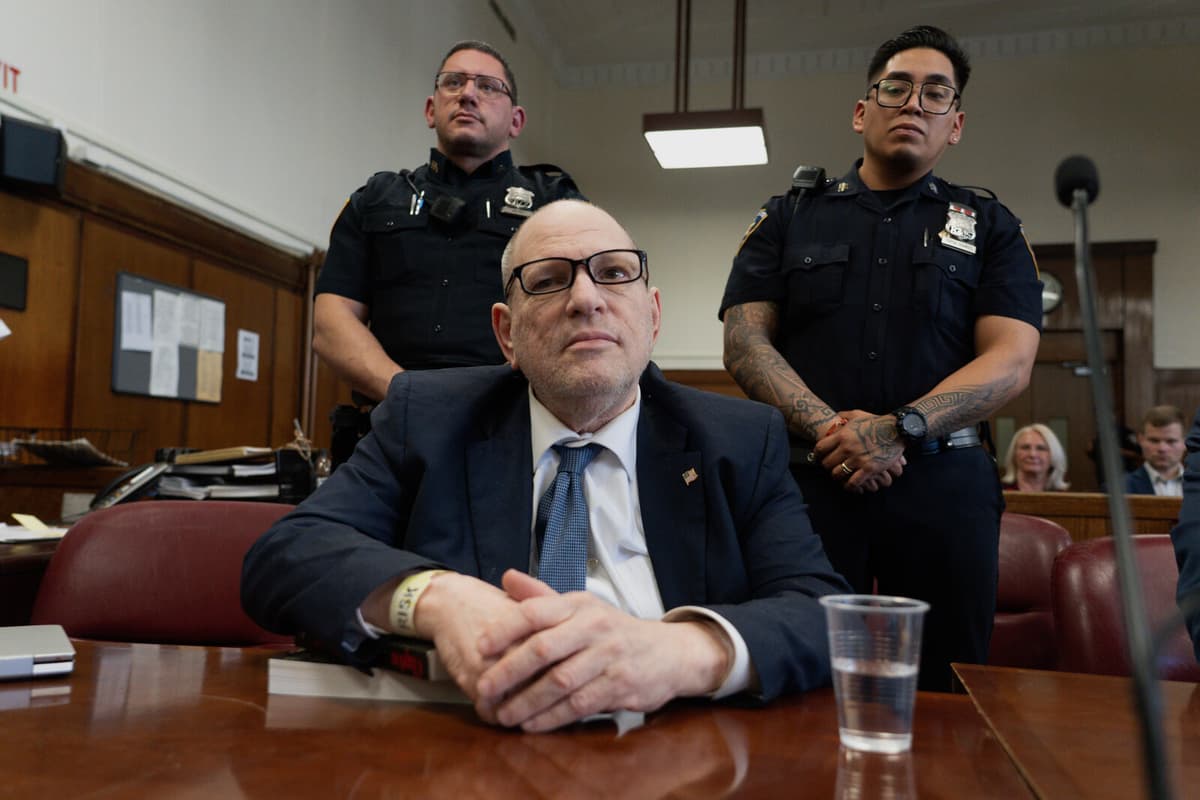 Harvey Weinstein Transferred from Rikers to Manhattan Hospital