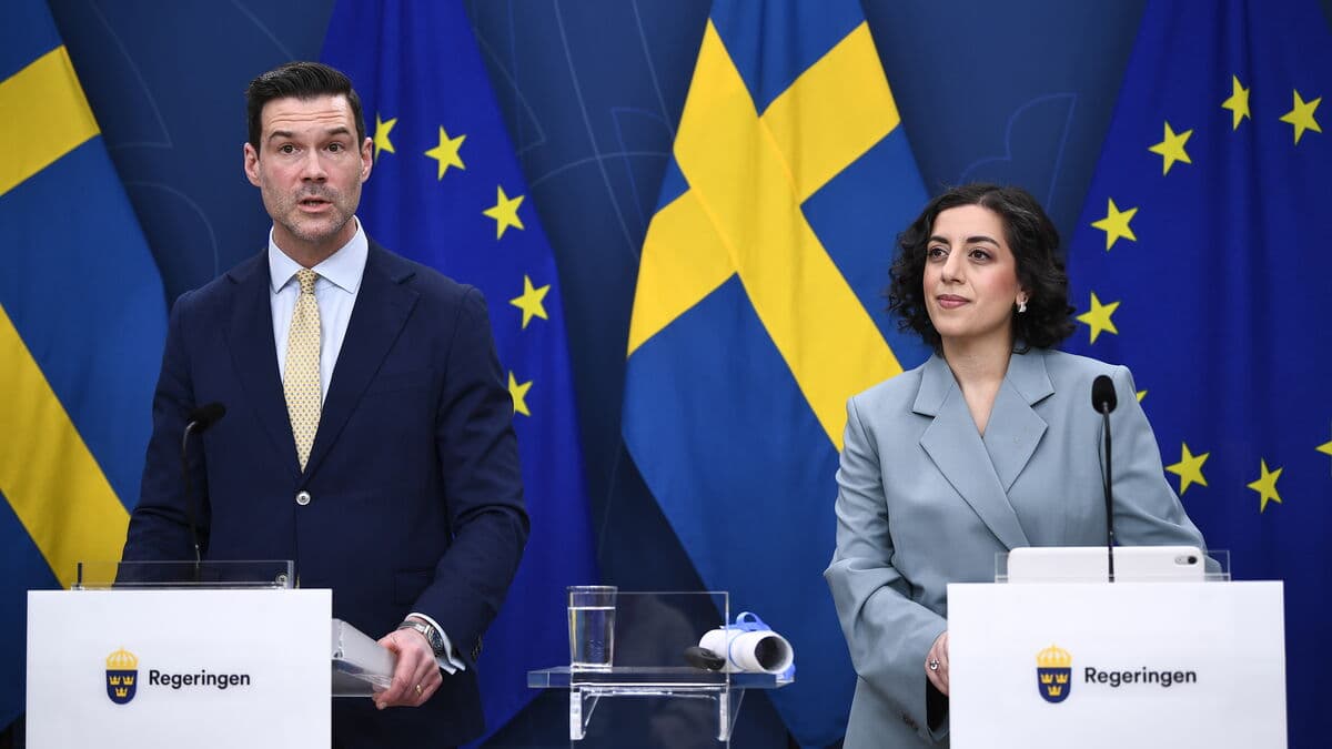 Swedish government tightens requirements for becoming a citizen