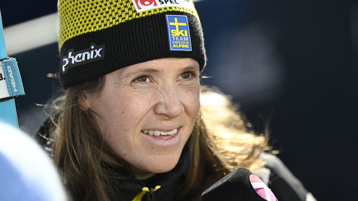 Alpine World Cup Begins on Melting Sölden Glacier: "Sad"