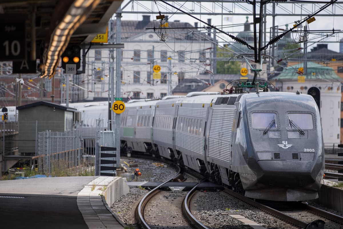 Signal Faults Cause Major Train Delays to and from Stockholm