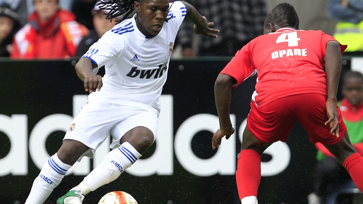 Royston Drenthe Hospitalized After Stroke at 38